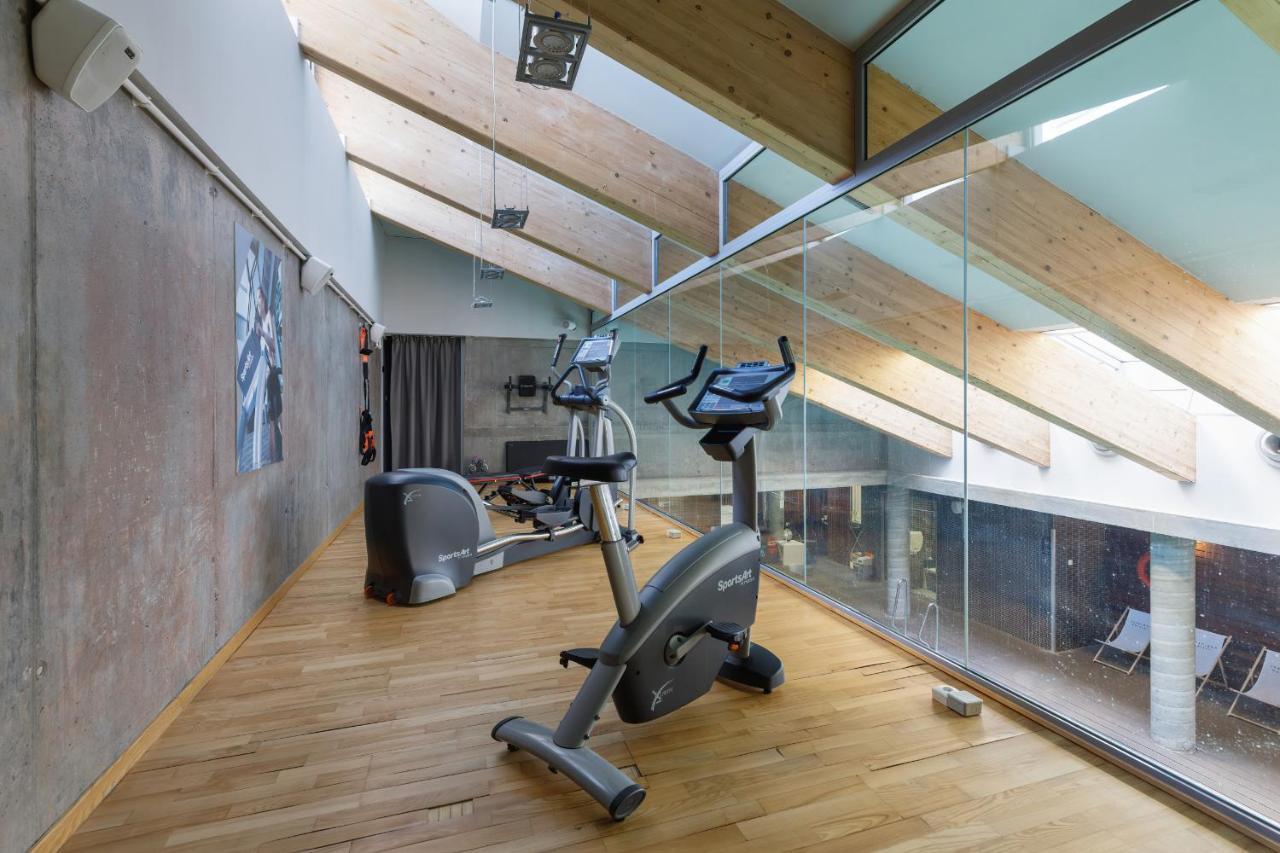 Aparthotel Mezzanine In 5 Star With Swimming Pool By Renters *